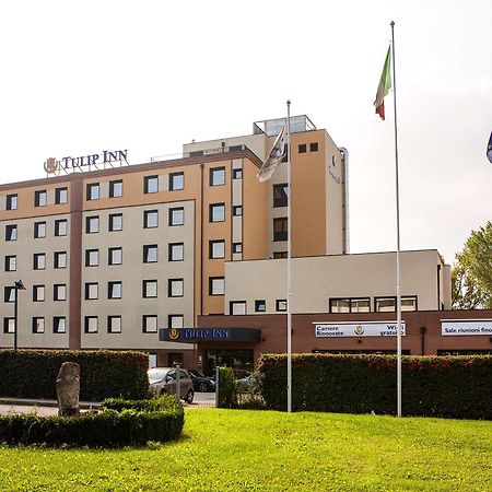 Tulip Inn Padova Bagian luar foto