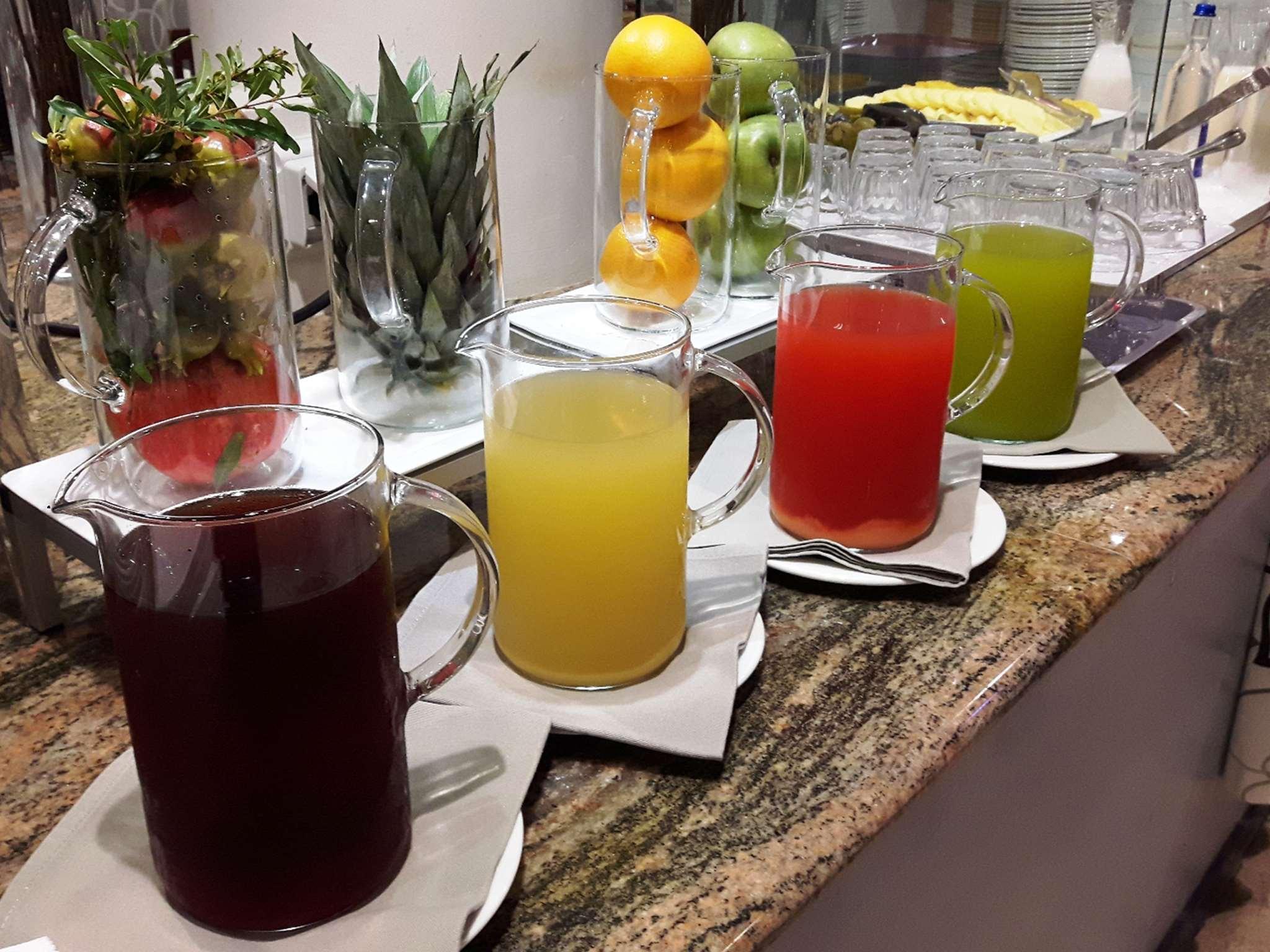 Tulip Inn Padova Bagian luar foto