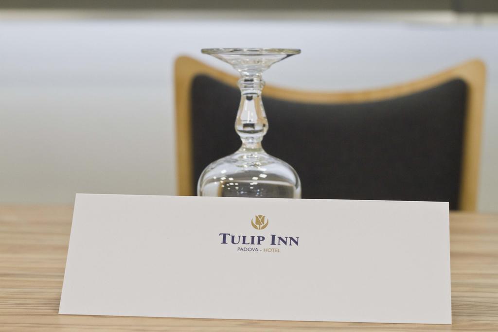 Tulip Inn Padova Bagian luar foto